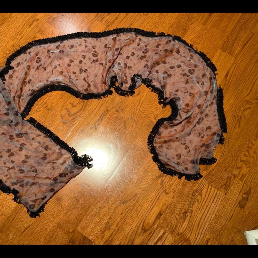 BEADED IRIDESCENT LONG SCRAF